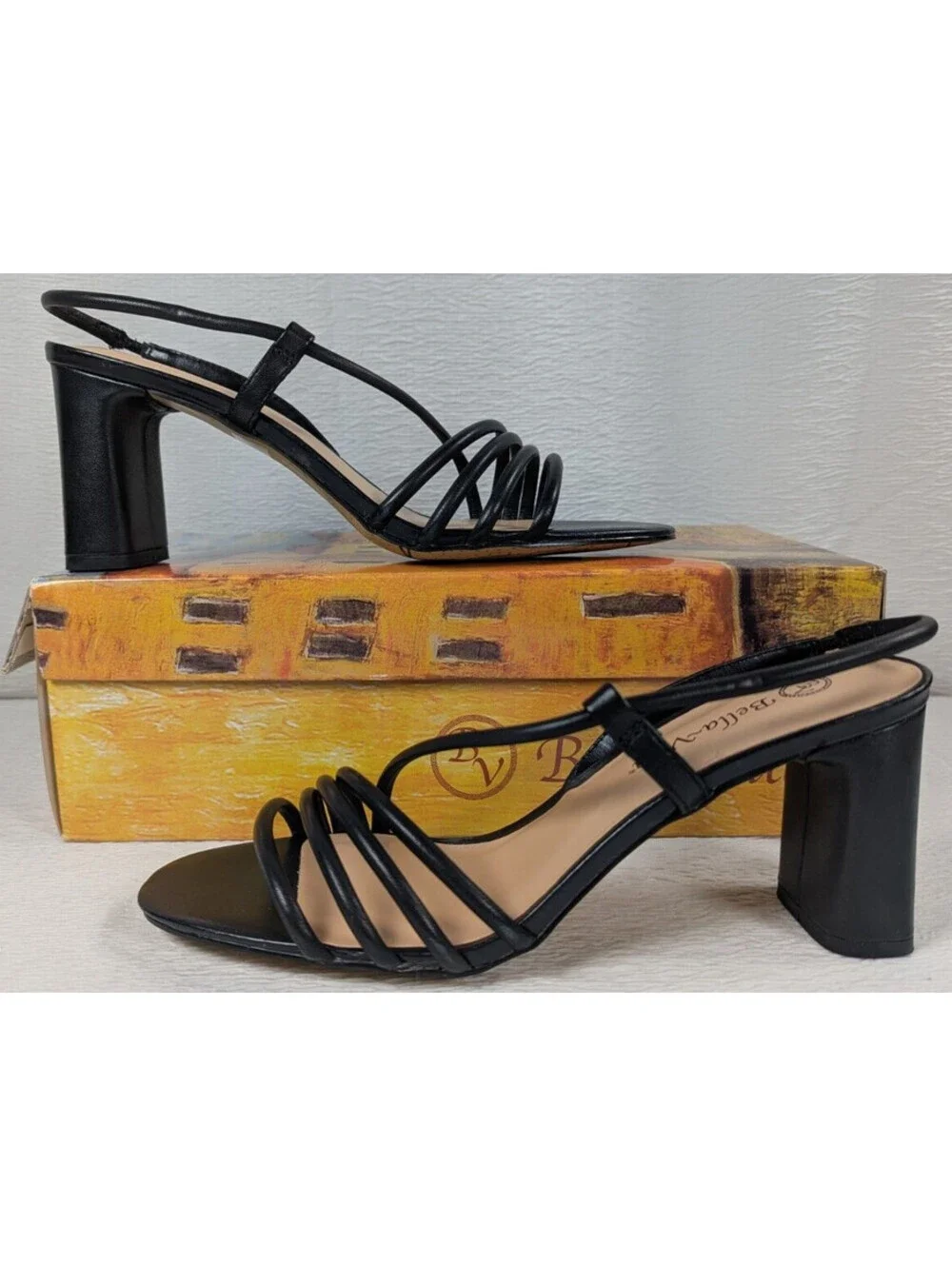 Bella Vita - Zariah - Women's - Black Leather Block Heel Sandals - Size 9 M